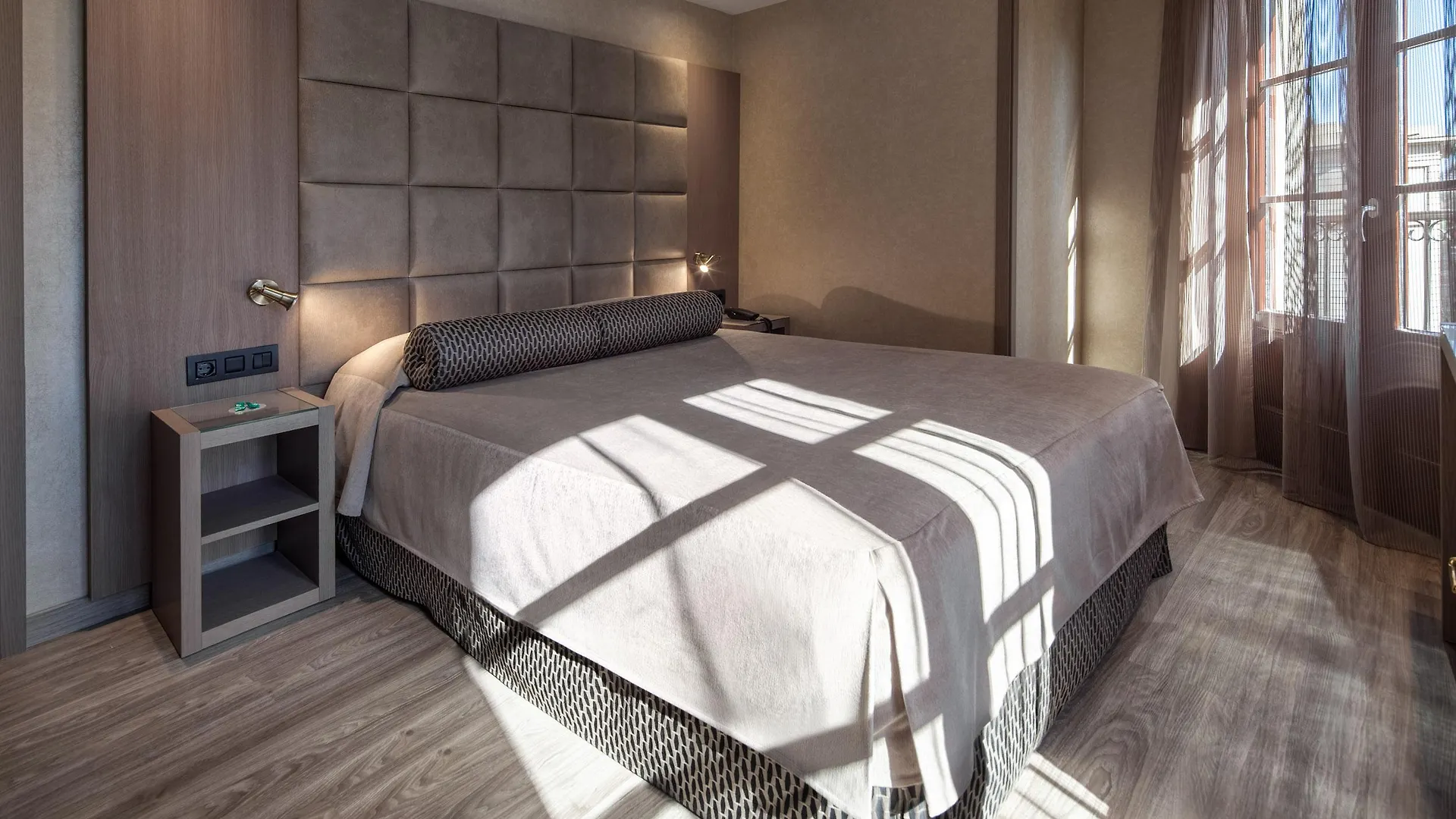 Hotel Suizo Barcelona 3*,  Spain