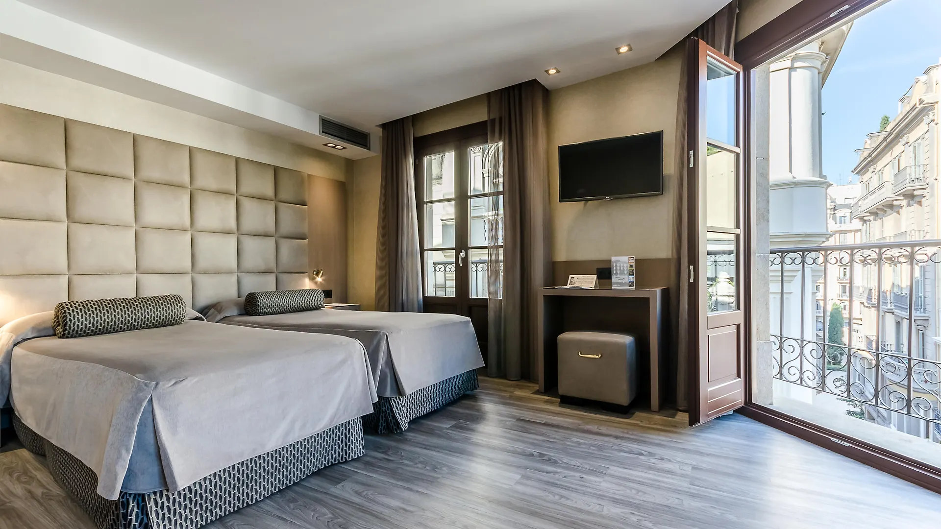 Hotel Suizo Barcelona Spain